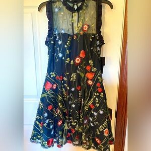 Juniors - Semi-Formal Dress - Size 9